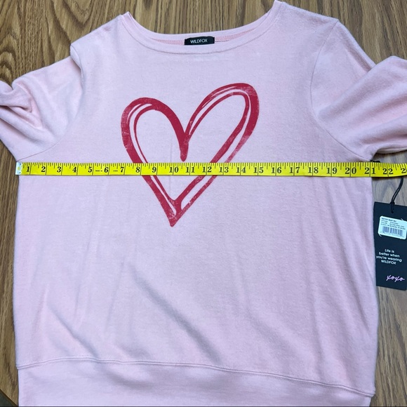 NWT Wildfox | Sketchy Heart Baggy Beach Jumper - Picture 10 of 12